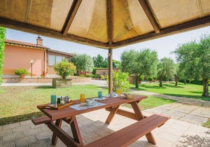 Apartment Ponziani-1 by Interhome
