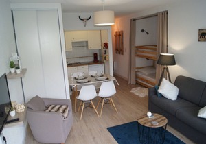 APARTMENT *** RENOVATED IN NEW ST LARY VILLAGE