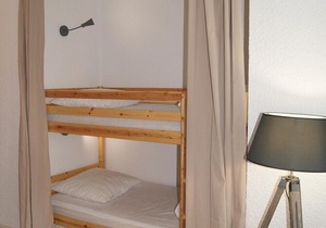 APARTMENT *** RENOVATED IN NEW ST LARY VILLAGE