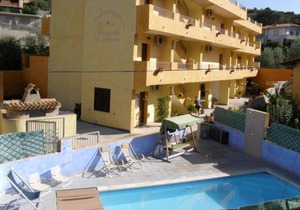 Apartment "Residence Pianeta Sardegna 10" with Pool, A/C & Balcony