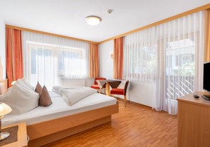 Apartment Rosa-6 by Interhome