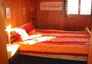 Apartment Schnäggedanz, Chalet in Zweisimmen - 5 persons, 3 bedrooms