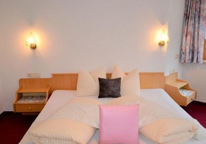 Apartment Silvia-1 by Interhome