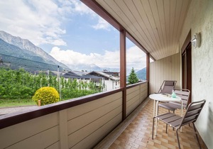 Apartment "Wanda 2" with Wi-Fi, Balcony & Shared Pool
