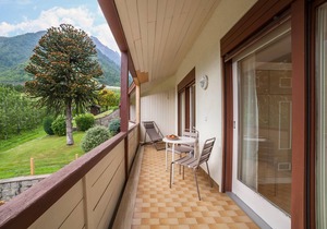 Apartment "Wanda 5" with Wi-Fi, Balcony & Swimming Pool