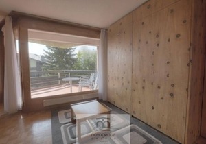 Apartment with 1 bedroom with 2 single beds, 1 bathroom/WC und 1 shower/WC. Living room with 1 cupbo