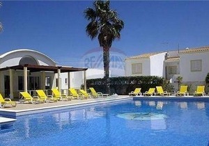 Apartment with 4 bedrooms on the beach São Rafael - ALGARVE