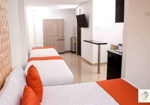 Apartment with Balcony ALEJANDRIA II
