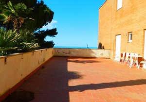 APARTMENT WITH PANORAMIC TERRACE