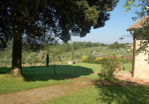 Apartment with pool, WIFI, TV, patio, pets allowed, panoramic view, parking, close to San Gimignano
