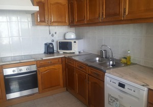 Apartment with pool, garage and Wi-Fi 300 meters from the beach
