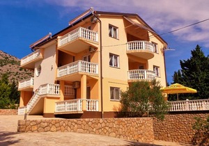 Apartments Anđa Apartment 3742-1 for 2 Pers. in Starigrad-Paklenica