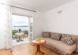 Apartments Ana Lopud - One-Bedroom Apartment with Balcony and Sea View - 3 (1 floor)