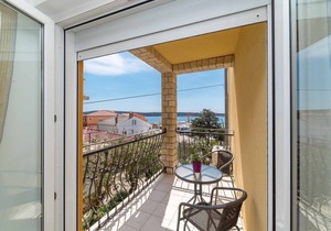 Apartments and rooms Slavko, (8116), Banjol, Croatia