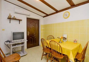 Apartments Boris, (11216), Brela, Croatia