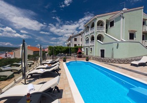 Apartments Diana (86151-A2) - Punat - island Krk