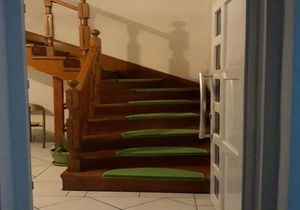Apartments Discovery - Three Bedroom Apartment with Balcony