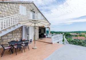 Apartments Dubrovnik Airport - Two Bedroom Apartment with Shared Terrace