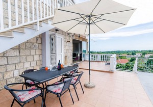 Apartments Dubrovnik Airport - Two Bedroom Apartment with Shared Terrace