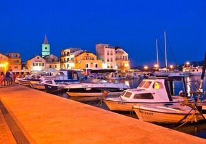 Apartments Fortuna in Pirovac, close to the seabeach