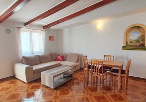 Apartments Hajrudin, (14410), Cunski, hr