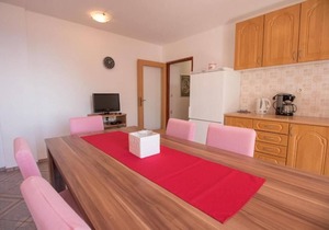 Apartments Nusret (67061-A2) - Ćunski