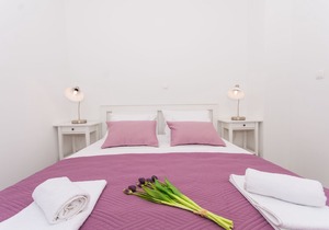 Apartments Villa LA (59731-A2) - Drvenik Veliki