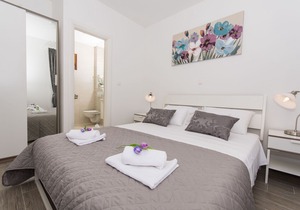Apartments Villa LA (59731-A3) - Drvenik Veliki