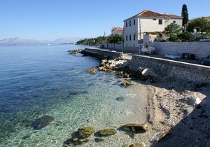 Apartments with a parking space Sutivan, Brac - 17750