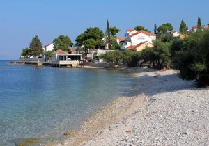 Apartments with parking space Sutivan, Brac - 2846
