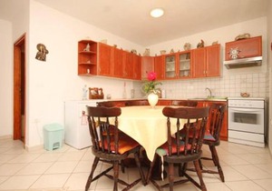 Apartments with parking space Cunski, Losinj - 8010