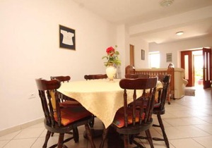 Apartments with parking space Cunski, Losinj - 8010
