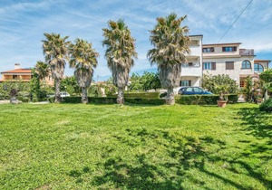 App and Rooms Ana Pomer/Room double S2/garden view