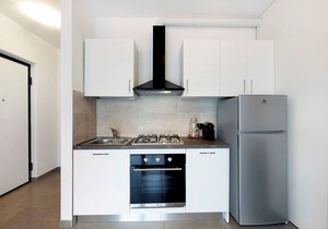 Appartamento 5 Il Tornante with Lake & Mountain Views, Wi-Fi, A/C & Balcony