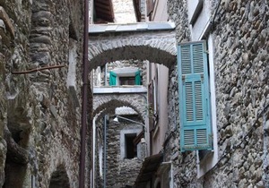 Appartamento nel centro storico di Isolabona