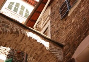 Appartamento nel centro storico di Isolabona