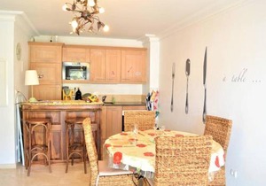 Appartement 2P avec Terrasse, Piscine et Parking à 500m de la Plage - Cavalaire-sur-Mer - FR-1-226B-81