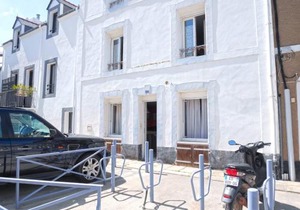Appartement Calme avec Internet, Proche Commerces et Plages, 3 Étoiles, Ménage Inclus - FR-1-418-95