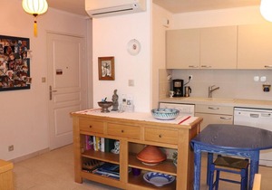 Appartement climatisé avec 2 chambres, terrasse et garage à Cavalaire-sur-Mer - FR-1-100-218