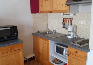 Appartement Confortable proche Thermes avec Balcons et Climatisation à Balaruc-les-Bains - FR-1-503-3