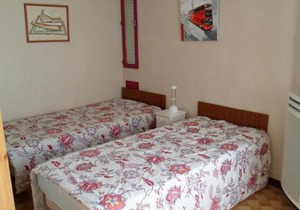 Appartement Confortable proche Thermes avec Balcons et Climatisation à Balaruc-les-Bains - FR-1-503-3