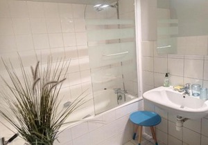 Appartement lumineux avec ascenseur, balcon et wifi gratuit à Granville - FR-1-361-123