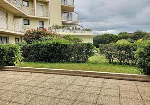 Appartement moderne avec terrasse et parking, au cœur de Granville, à deux pas de la plage ! - FR-1-361-77