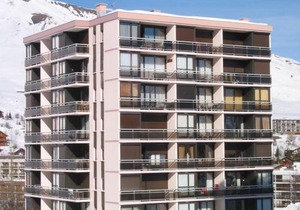Appartement rénové à 50m des pistes, balcon Est, 2 étoiles, 5 pers. - FR-1-417-24