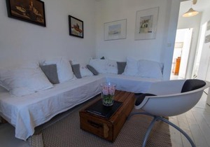Appartement rénové avec vue sur mer au Palais - FR-1-418-80
