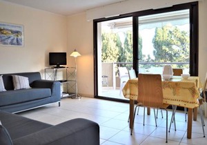 Appartement T3 lumineux avec terrasse, climatisation, garage et Wifi à 2 pas des plages - Cavalaire - FR-1-226B-34