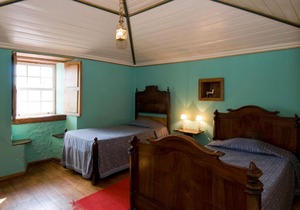 ARCAS MANOR HOUSE: 2 Bedroom Apartment (AP1)