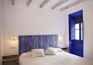 AT002 PLATJA: House for 5 people in second line of the beach of Baix a Mar