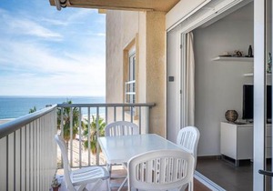 AT020 Apartamento con preciosas vistas de la playa La Paella