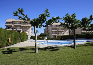 AT126 LES DUNES: Apartment with pool 300 m from the beach